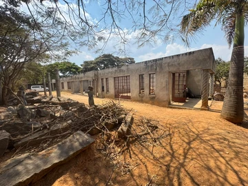 7 Bedroom House