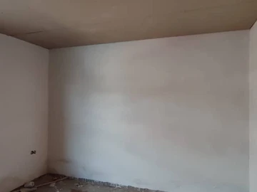 2 Bedroom Flat & Apartment
