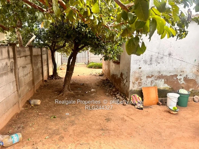 Old Pumula Four Roomed House