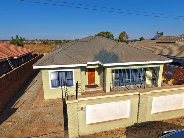 5 Bedroom House