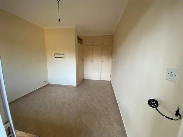 3 Bedroom Flat & Apartment