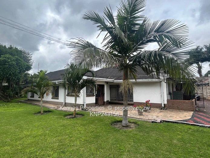 Charming 1970s-Style Home with Cottage & Excellent Extras