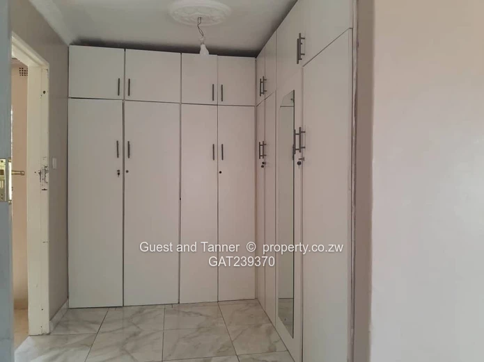 3BR Chadcombe House for Rent - Walled, Gated with Water Tank