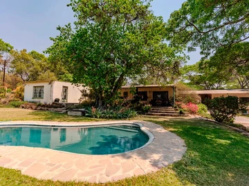 Spacious 6.86-Hectare  Estate