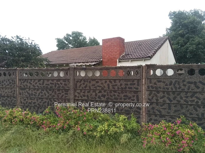 House to rent in Msasa Park.