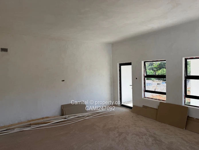Borrowdale West:7-Bed Home with Borehole & Bright Plastered Interiors, Borrowdale West