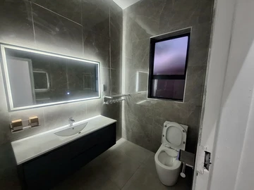 3 Bedroom Garden Flat