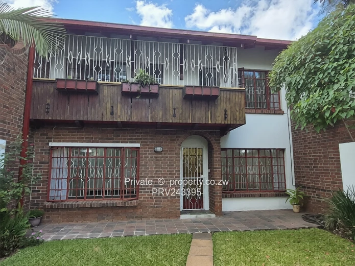 3 Bedroom Townhouse in Upper Avenues