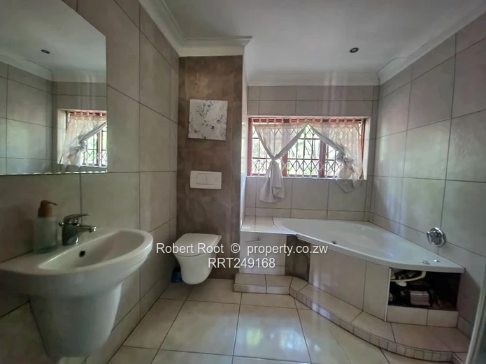 Spacious Family Home with Additional Accommodation For Rent in Chisipite