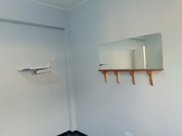 2 Bedroom Flat & Apartment