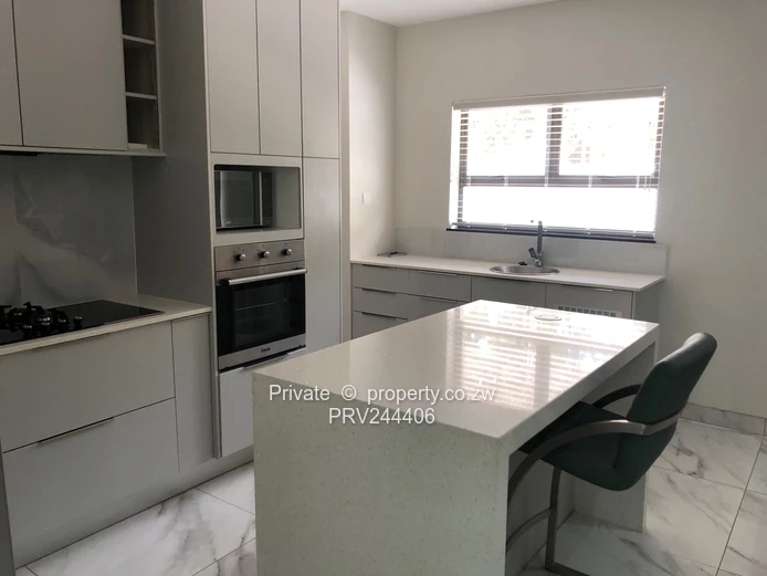 Modern, Furnished Unit in a Secure Complex (Sole Mandate)