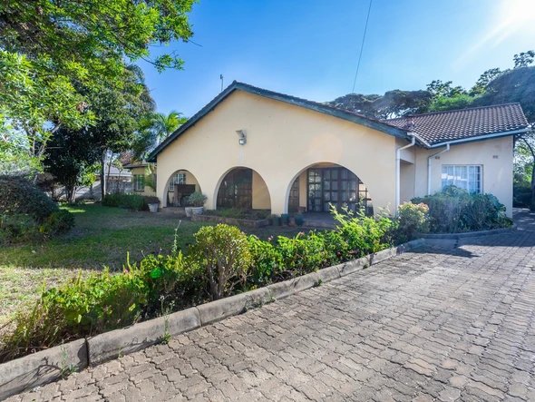 5 Bedroom House