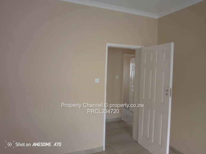 Spacious 4- Bed Cluster Home In Waterfalls, Harare