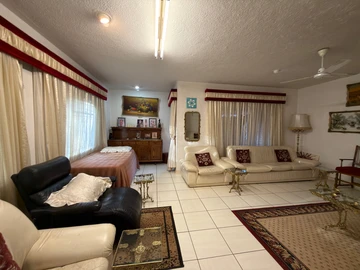 3 Bedroom Garden Flat