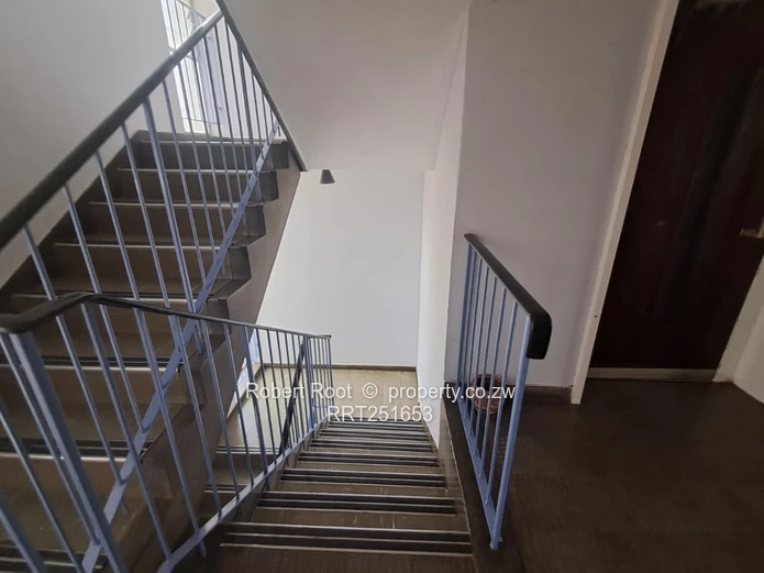 Neat bachelor apartment in a prestigious block