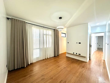 4 Bedroom Townhouse Complex