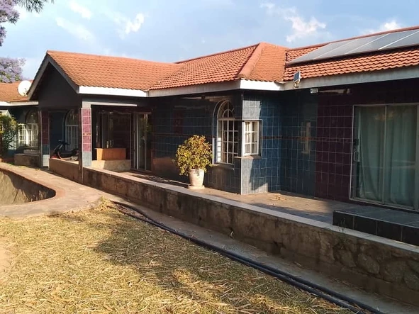 5 Bedroom House