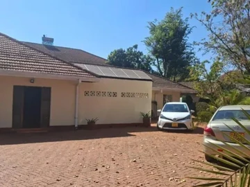 5 Bedroom House