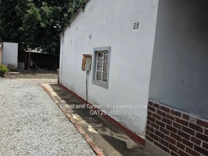 Spacious 3-Bedroom House for Sale in Old Highfield Magwende 