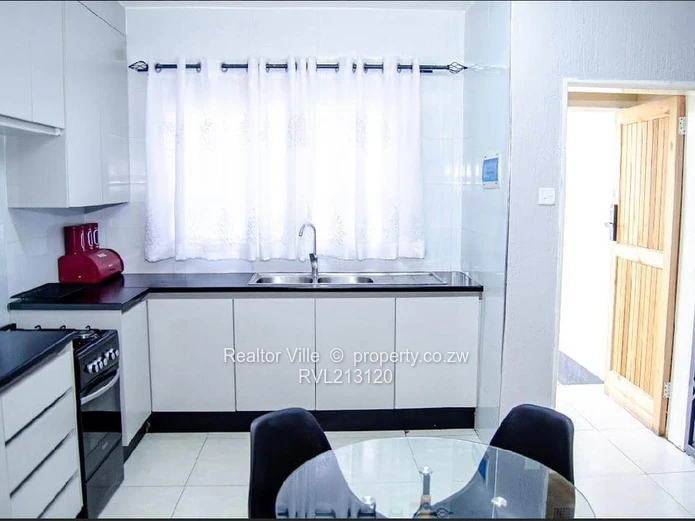 Charming 2-Bed Garden Flat for Rent in Prospect (Sole Mandate)