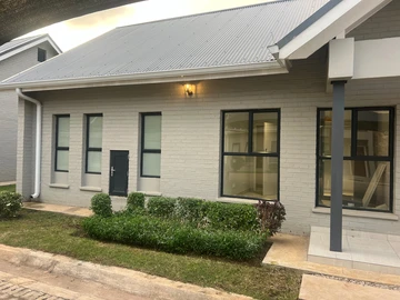 3 Unit Townhouse Complex