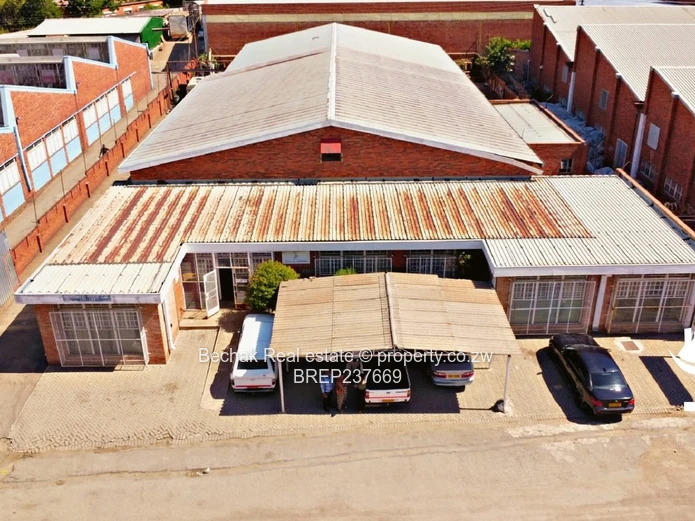 Warehouse and workshop for sale in Belmont 