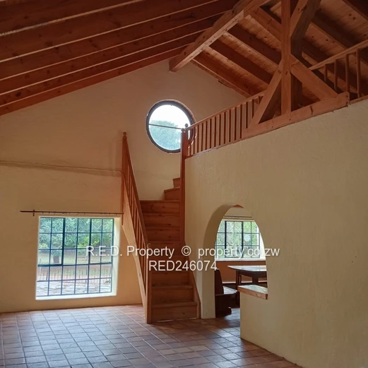 4-Bedroom Home In Hillside To Let !