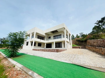 Glen Lorne Modern House For Sale 