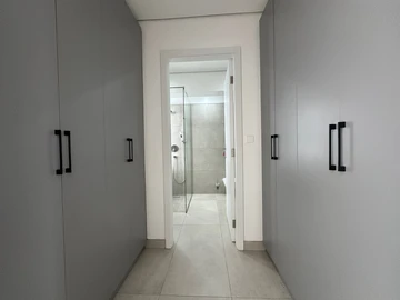 4 Bedroom Garden Flat