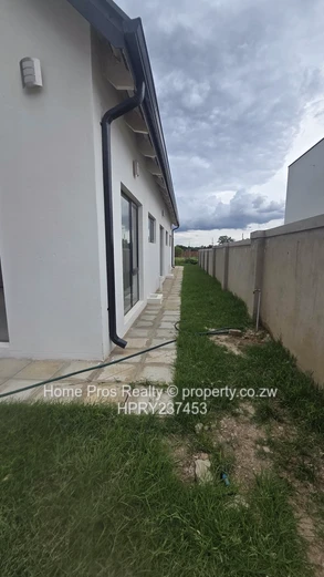 To Let: Luxury Cluster House In Pokugara Estate, Borrowdale West (Sole Mandate)