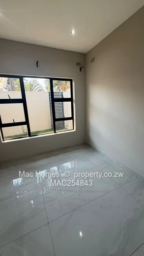 Mordern 3 bedroom garden flat to let