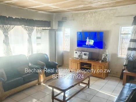 3-Bed Romney Park Home — Walled, Verandah & Fireplace