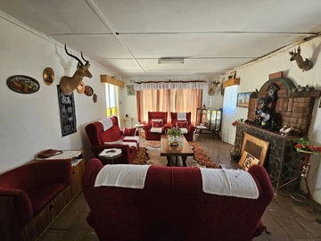 Farm & Agricultural Land