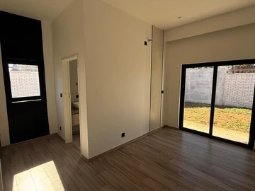 3 Bedroom Garden Flat