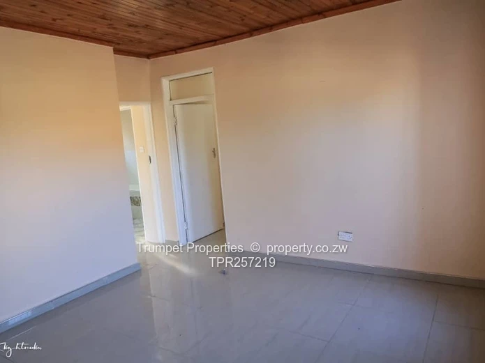 5-Bed Walled Home in Marondera — Tiled, Bright Interiors