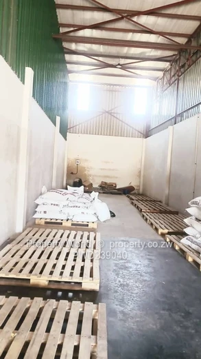 Shop To Let Along Simon Mazorodze