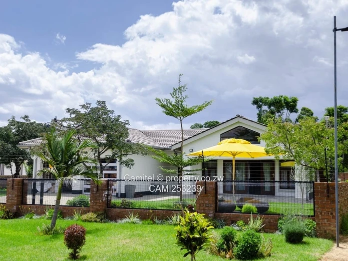 Spacious 4-Bed Arlington Home on 2000 m² with Borehole