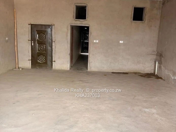 Chitungwiza Makoni shop for sale 