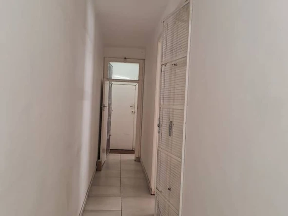 2 Bedroom Flat & Apartment