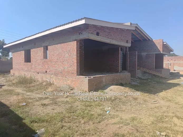 Park Meadowlands Hatfield incomplete clusters house