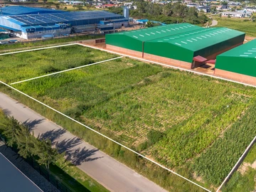 Commercial & Industrial Land