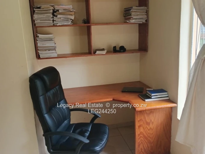 Gated Folyjon Glen Lorne 4-Bed Home with Pool & Garden