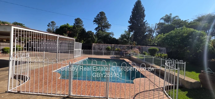 Seven bedroomed house to let