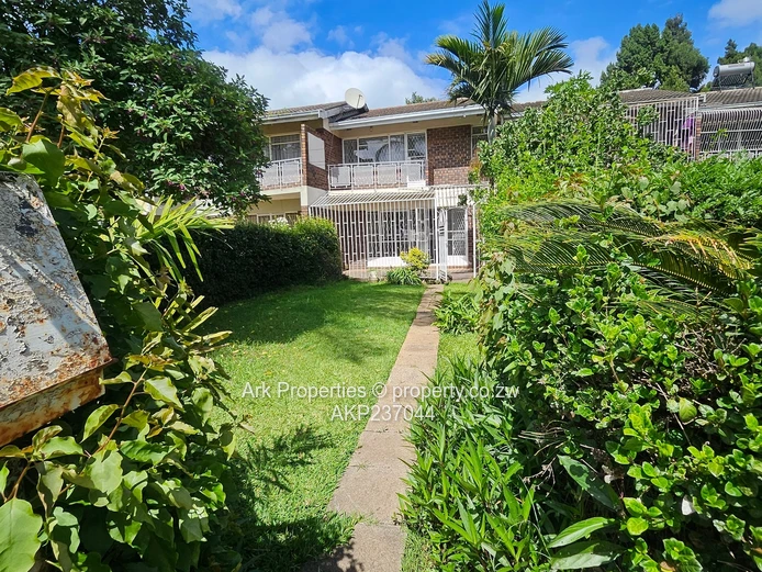 Duplex Garden Flat for Rent in Avondale