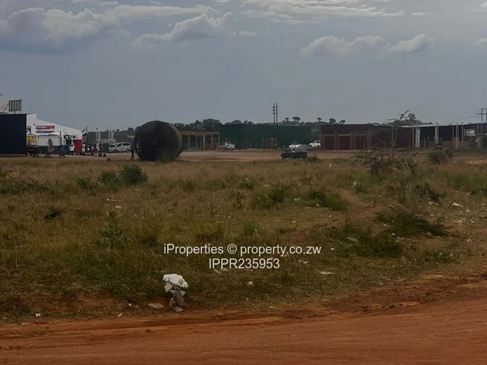 Gated 1877m² Industrial Lot — Prime Whitecliff Access
