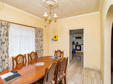 3 Bedroom Flat & Apartment