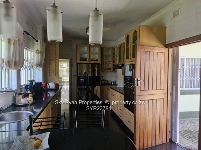 Alex Park Estate House For Sale