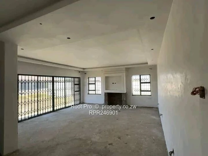 Westgate Sandton 4bed House for sale(Taking terms)