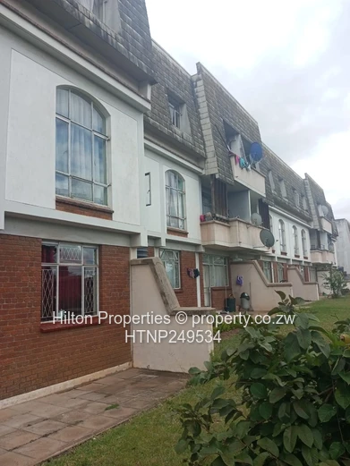 Eastlea 2-Bed Apartment — Borehole & Parking