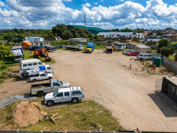 Commercial & Industrial Land